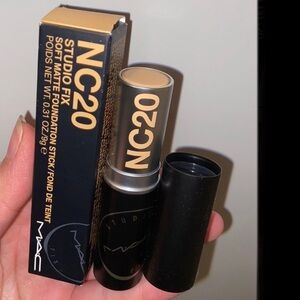 Mac Cosmetics studio fix foundation stick